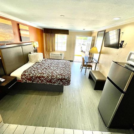 Luxury Inn Liberty Buitenkant foto