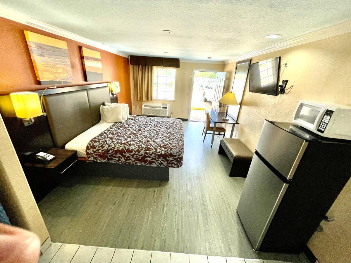 Luxury Inn Liberty Buitenkant foto