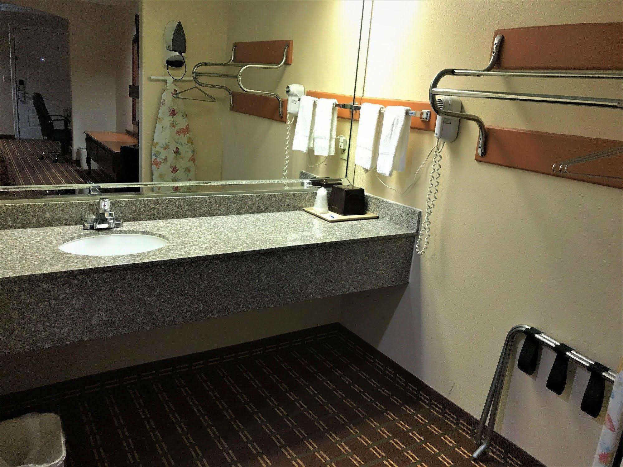 Luxury Inn Liberty Buitenkant foto